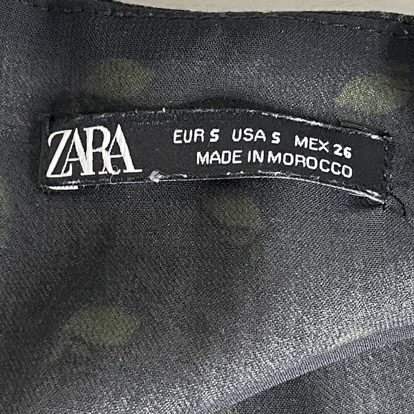 2/$30 ZARA Lemon Print Fit and Flare Black Dress V-Neck Scalloped Sleeve #6871 - Picture 13 of 16